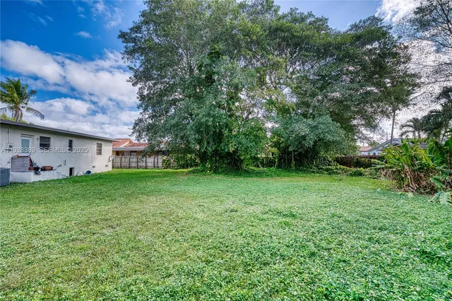 a picture of a room with an outdoor