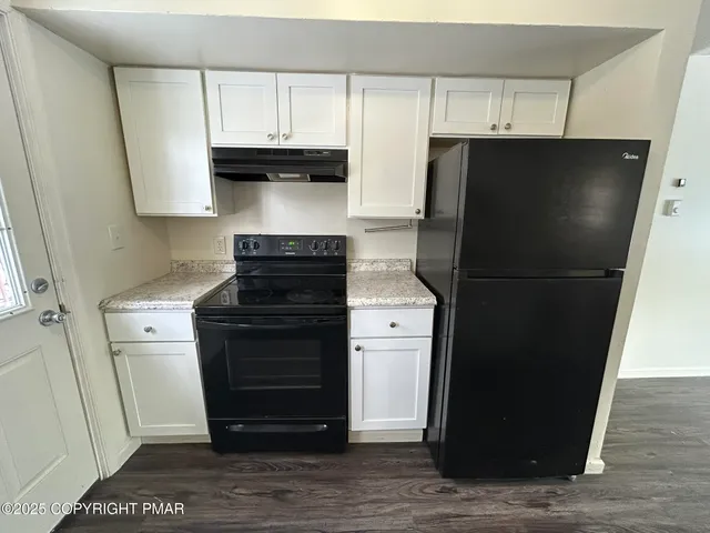 $1,800 | 1400 Waterfront Drive, Tobyhanna, PA 18466