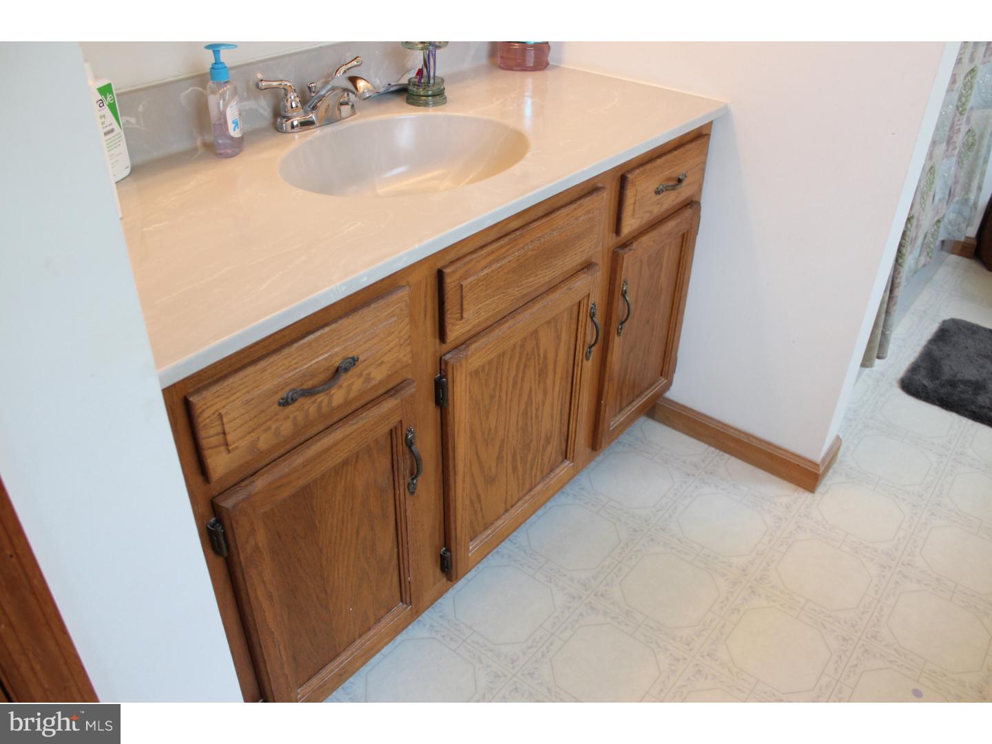 1228 Cedar Top Road Reading, PA 19607 - Photo 17 of 22