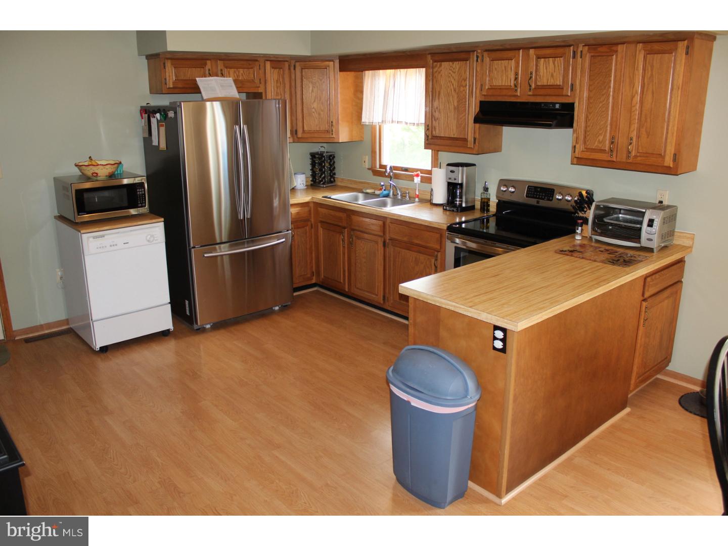 1228 Cedar Top Road Reading, PA 19607 - Photo 9 of 22