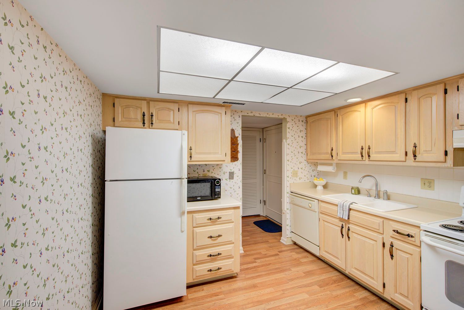 22701 Center Ridge Road, Unit 314 Rocky River, OH 44116 - Photo 8 of 30