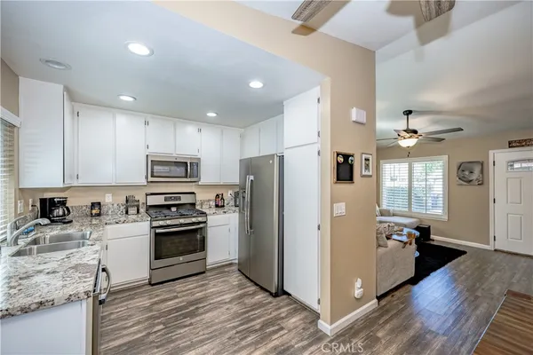 $685,000 | 25688 Neblina Court, Valencia, CA 91355