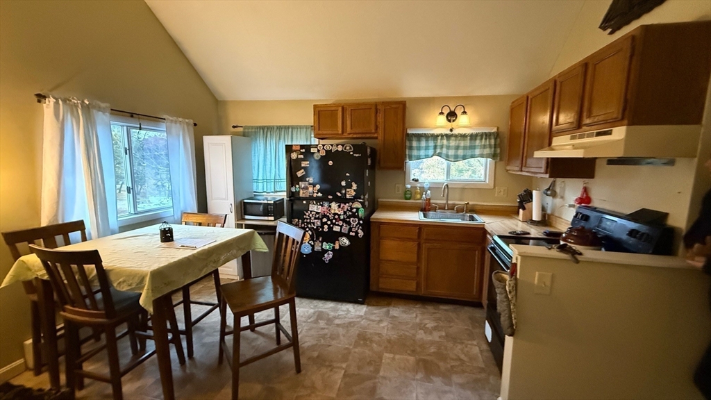 10 Fir Road Pembroke, MA 02359 - Photo 4 of 10 Gallery Image 4