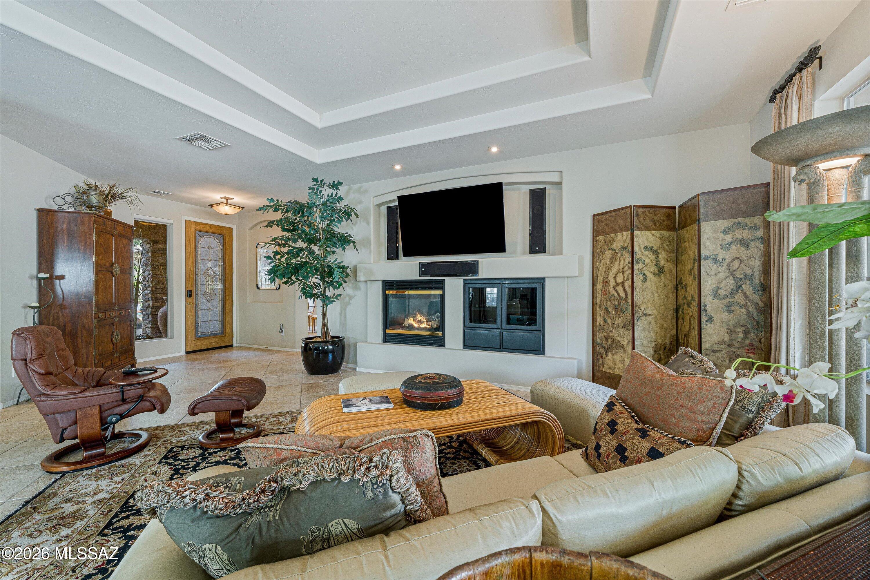 62486 East Northwood Road Tucson, AZ 85739 - Photo 12 of 50 Tray Ceiling
