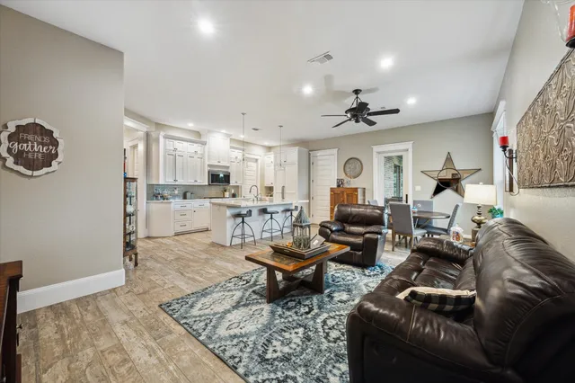 $2,350,000 | 1255 Bronco Trail, Angleton, TX 77515