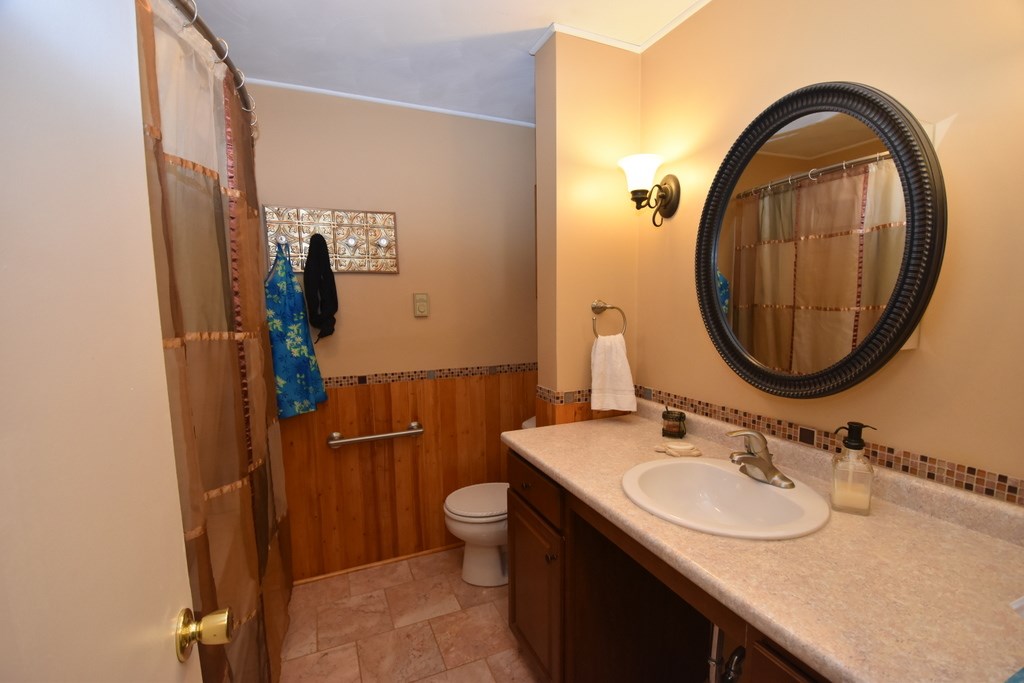 3075 Will Sowders Road Bloomington, IN 47401 - Photo 17 of 31 Gallery Image 17