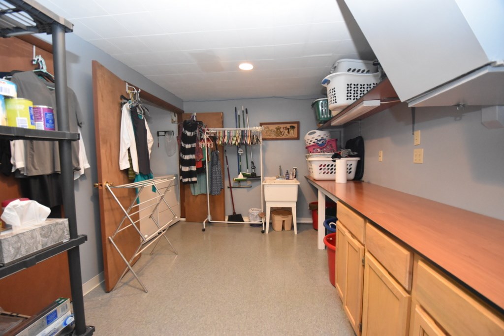 3075 Will Sowders Road Bloomington, IN 47401 - Photo 21 of 31 Gallery Image 21