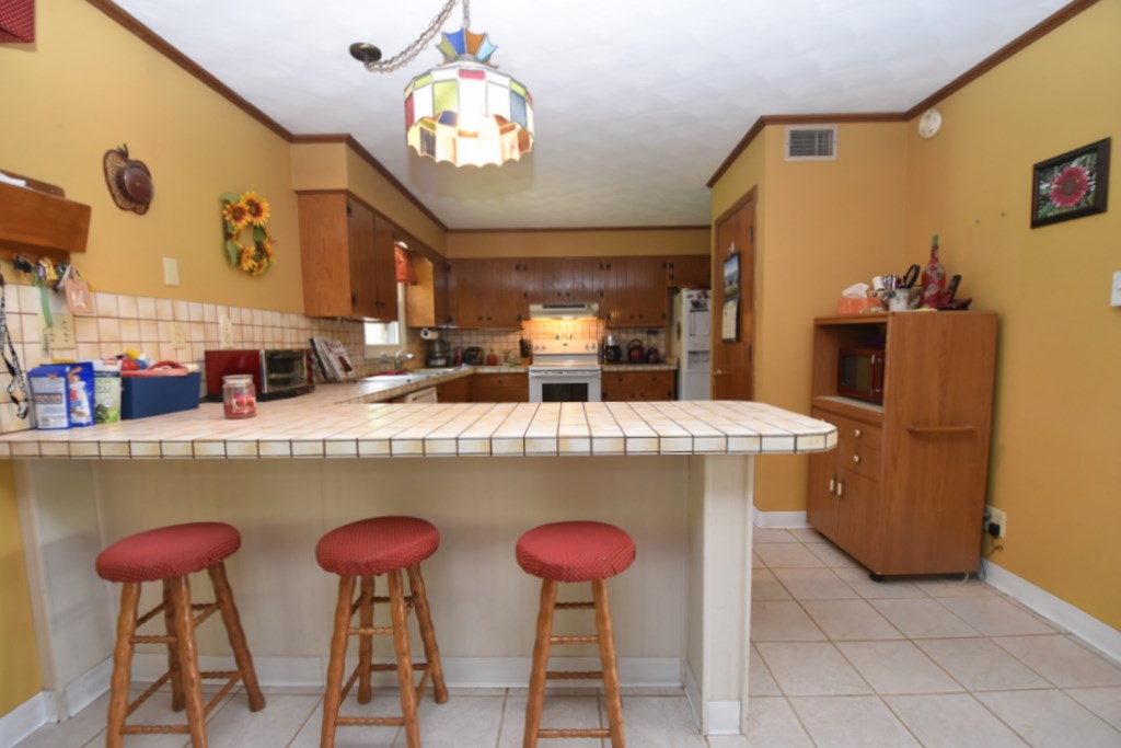 3075 Will Sowders Road Bloomington, IN 47401 - Photo 7 of 31 Gallery Image 7