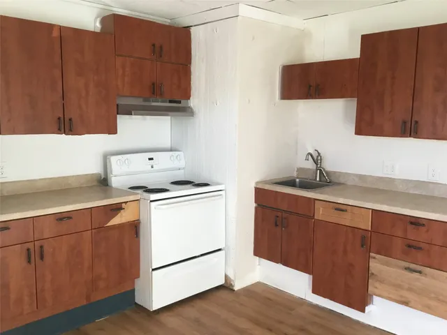 $1,000 | 1404 Bayshore Drive, Unit B, Dickinson, TX 77539