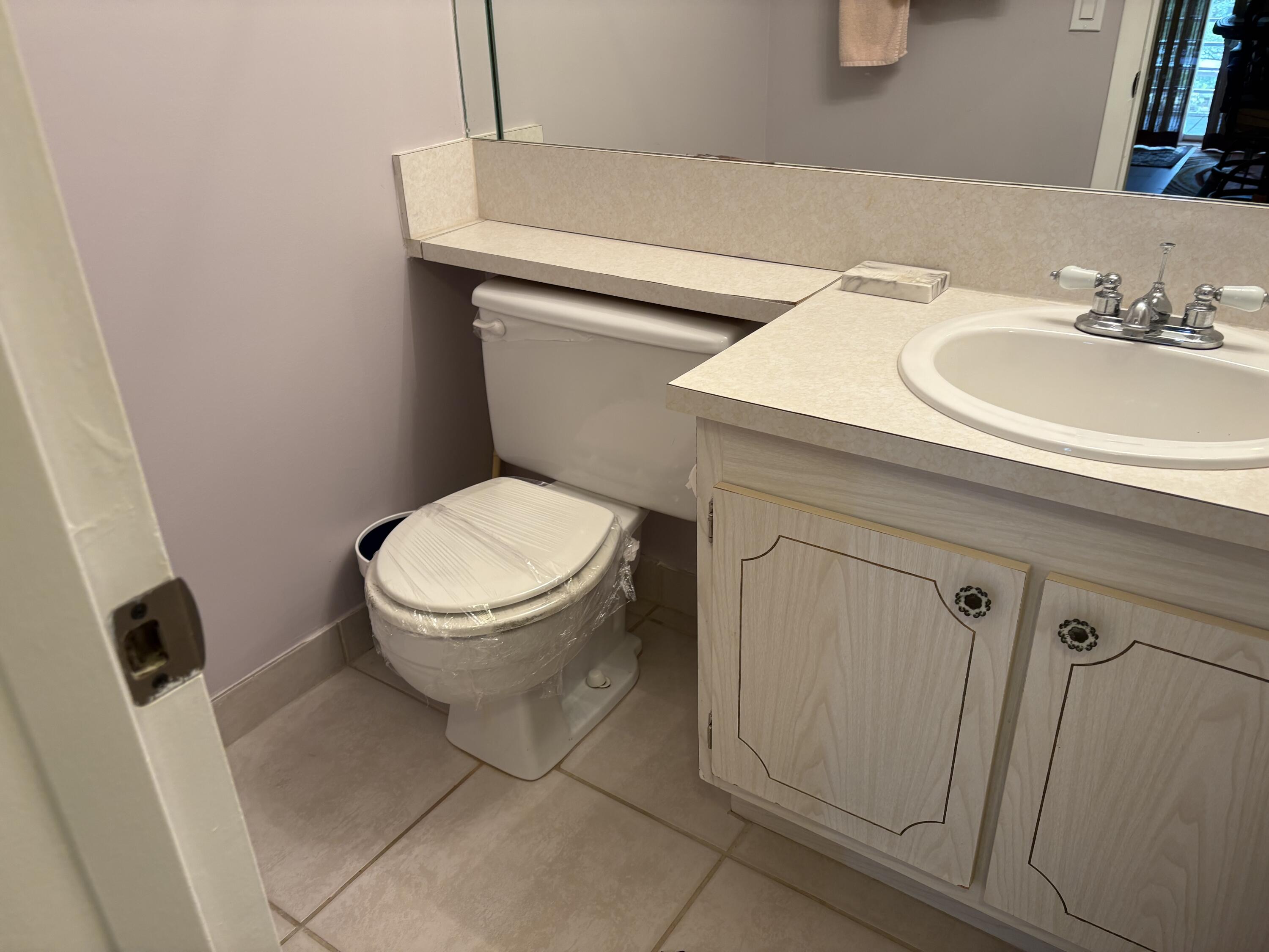 124 Dorset C, Unit 124C Boca Raton, FL 33434 - Photo 12 of 21 IMG_3310