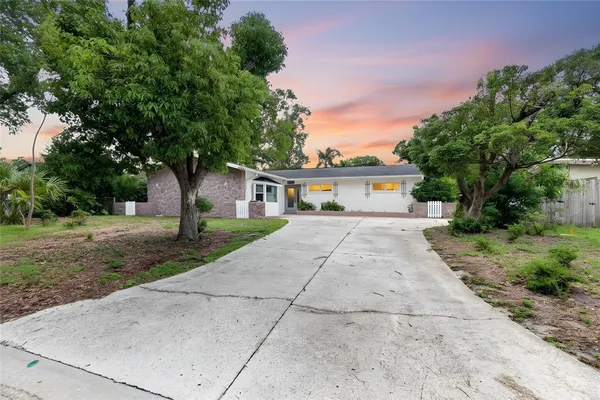 $429,900 | 1900 Stanton Avenue, Largo, FL 33770