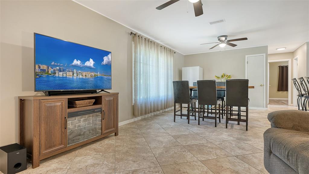 3818 Gocio Rd Extention Sarasota, FL 34235 - Photo 10 of 65