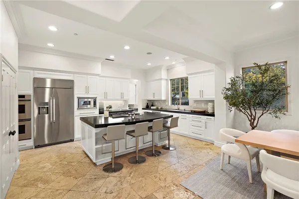 $4,295,000 | 10710 Plumas Way, Tustin, CA 92782