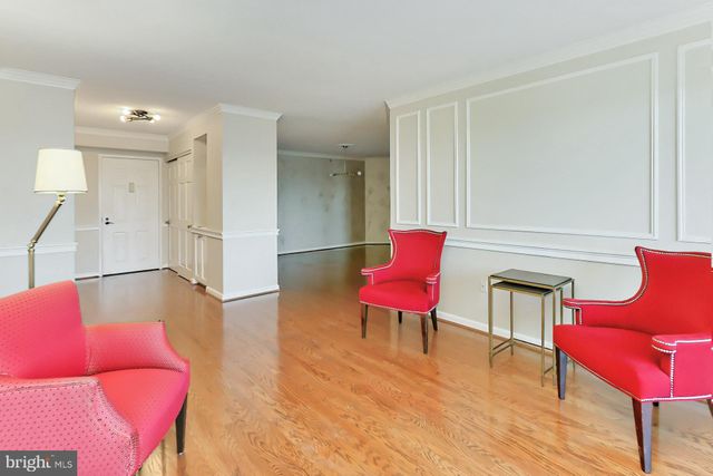 $935,000 | 2151 Jamieson Avenue, Unit 2: 140102, Alexandria, VA 22314