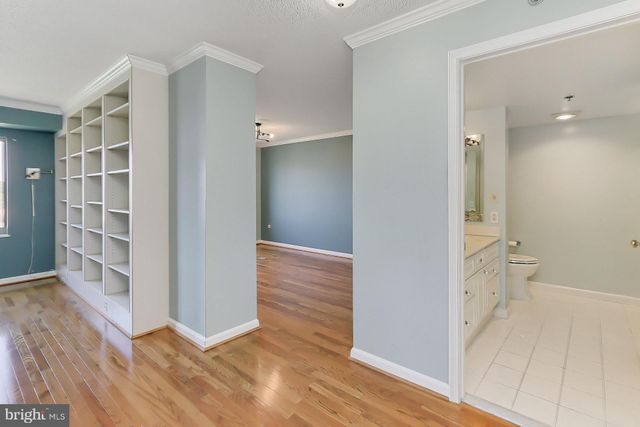 $935,000 | 2151 Jamieson Avenue, Unit 2: 140102, Alexandria, VA 22314