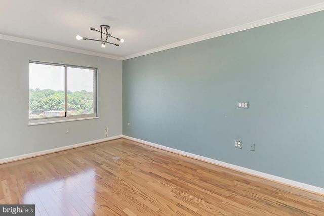 $935,000 | 2151 Jamieson Avenue, Unit 2: 140102, Alexandria, VA 22314