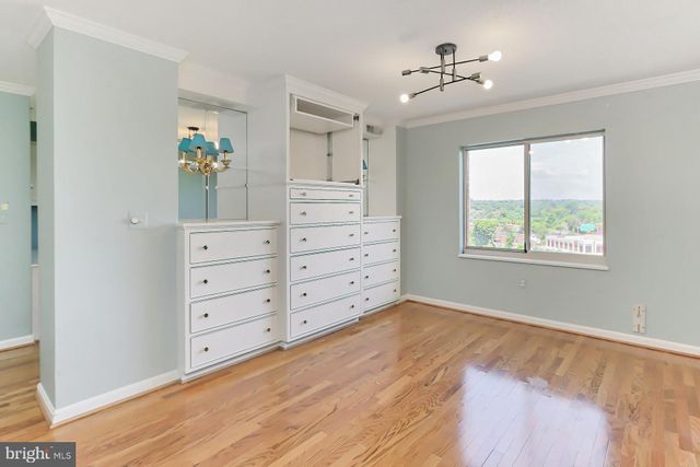 $935,000 | 2151 Jamieson Avenue, Unit 2: 140102, Alexandria, VA 22314