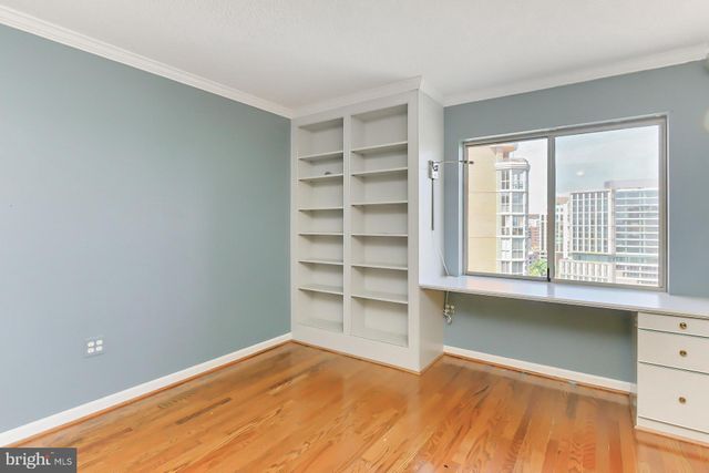 $935,000 | 2151 Jamieson Avenue, Unit 2: 140102, Alexandria, VA 22314