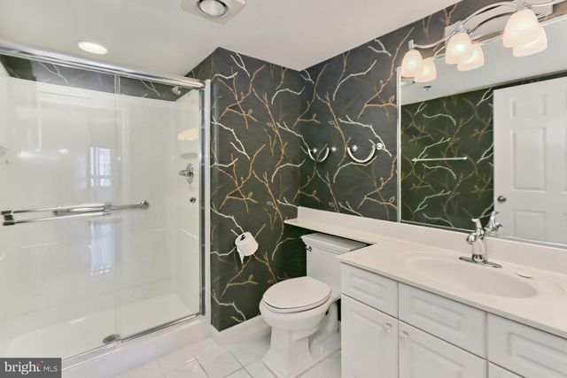 $935,000 | 2151 Jamieson Avenue, Unit 2: 140102, Alexandria, VA 22314