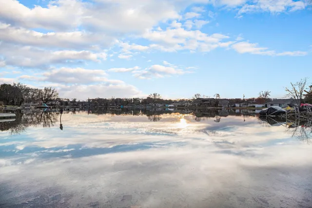 $499,900 | 1272 Bayview Street, White Lake, MI 48386