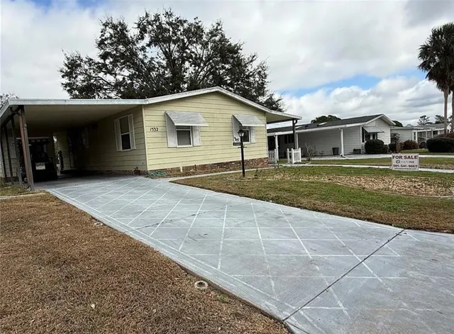 $2,950 | 1532 West Schwartz Boulevard, Lady Lake, FL 32159