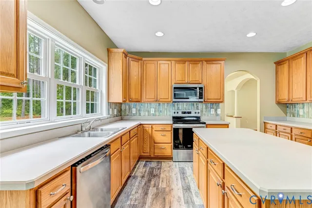 $675,000 | 17133 Katy Lane, Beaverdam, VA 23015