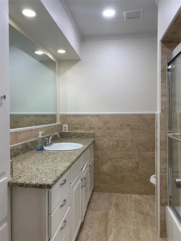 $1,495 | 5818 East University Boulevard, Unit 233, Dallas, TX 75206