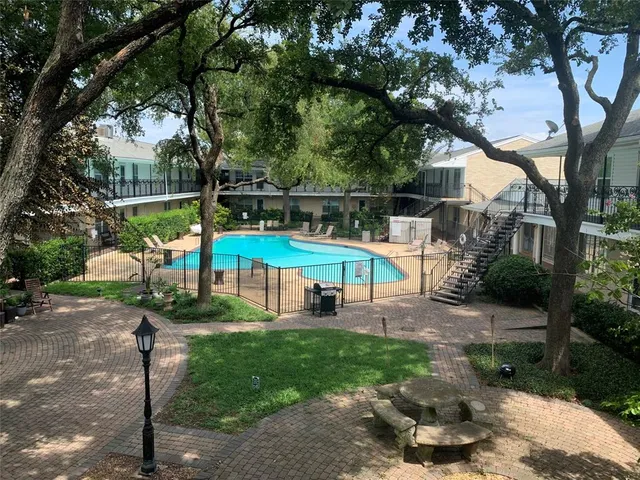 $1,495 | 5818 East University Boulevard, Unit 233, Dallas, TX 75206