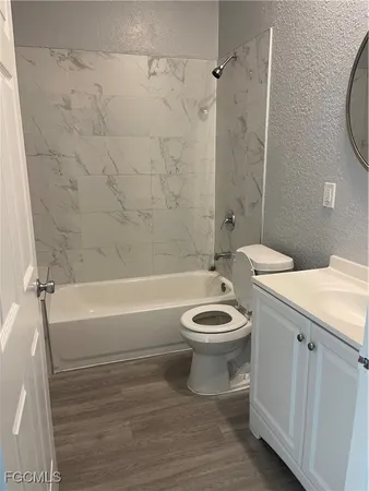 $300,000 | 3043 Dunbar Street, Fort Myers, FL 33916