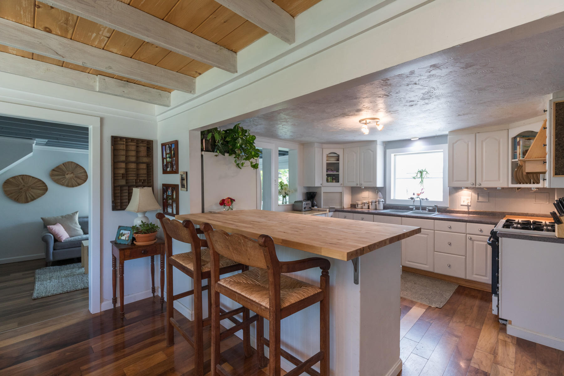136 Ogunquit Road Cape Neddick, ME 03902 - Photo 32 of 47 Seacoast-Re-Photos-13