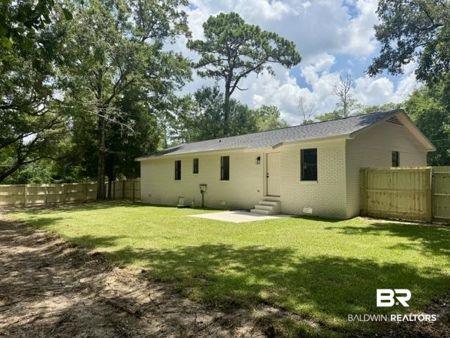 9481 Pinewood Avenue Elberta, AL 36530 - Photo 6 of 24