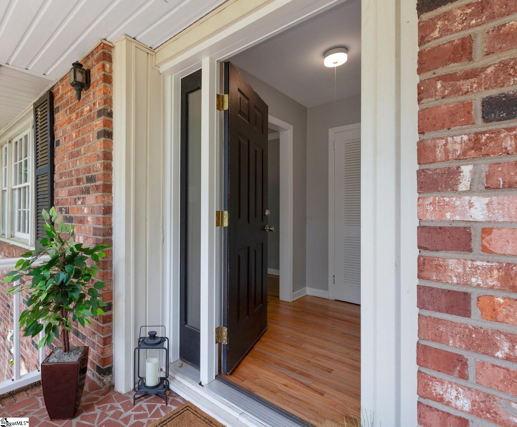 704 South Welcome Road Greenville, SC 29611 - Photo 2 of 24 Gallery Image 2