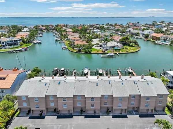 $799,000 | 637 Pinellas Bayway South, Unit 105, Tierra Verde, FL 33715