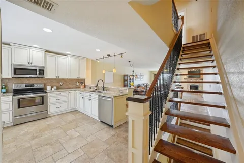 $799,000 | 637 Pinellas Bayway South, Unit 105, Tierra Verde, FL 33715