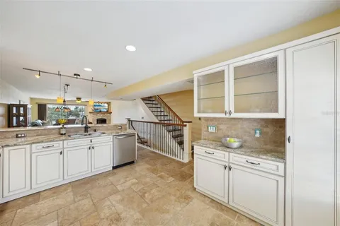 $799,000 | 637 Pinellas Bayway South, Unit 105, Tierra Verde, FL 33715