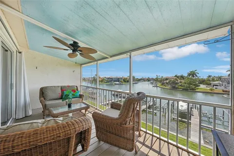 $799,000 | 637 Pinellas Bayway South, Unit 105, Tierra Verde, FL 33715