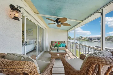 $799,000 | 637 Pinellas Bayway South, Unit 105, Tierra Verde, FL 33715