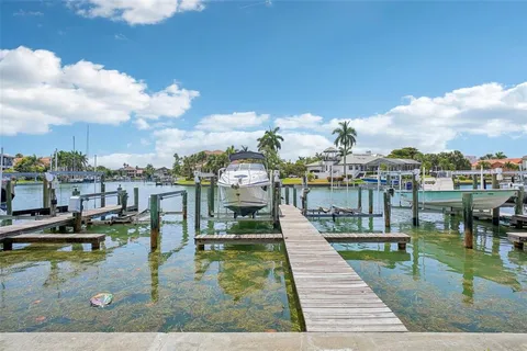 $799,000 | 637 Pinellas Bayway South, Unit 105, Tierra Verde, FL 33715