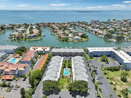 $799,000 | 637 Pinellas Bayway South, Unit 105, Tierra Verde, FL 33715