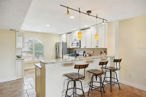 $799,000 | 637 Pinellas Bayway South, Unit 105, Tierra Verde, FL 33715