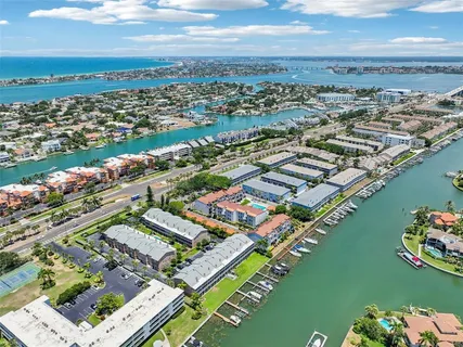 $799,000 | 637 Pinellas Bayway South, Unit 105, Tierra Verde, FL 33715
