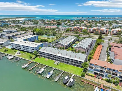 $799,000 | 637 Pinellas Bayway South, Unit 105, Tierra Verde, FL 33715