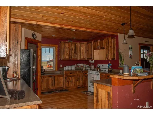 $1,500,000 | 3850 County Road 129, Westcliffe, CO 81252