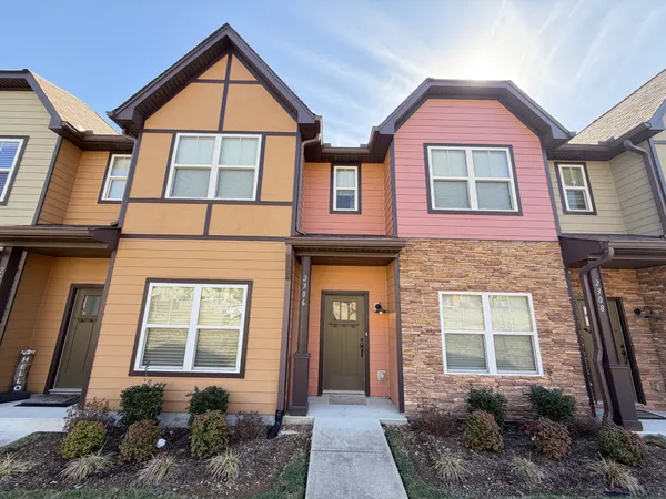 $1,695 | 2306 Smedley Lane, Antioch, TN 37013