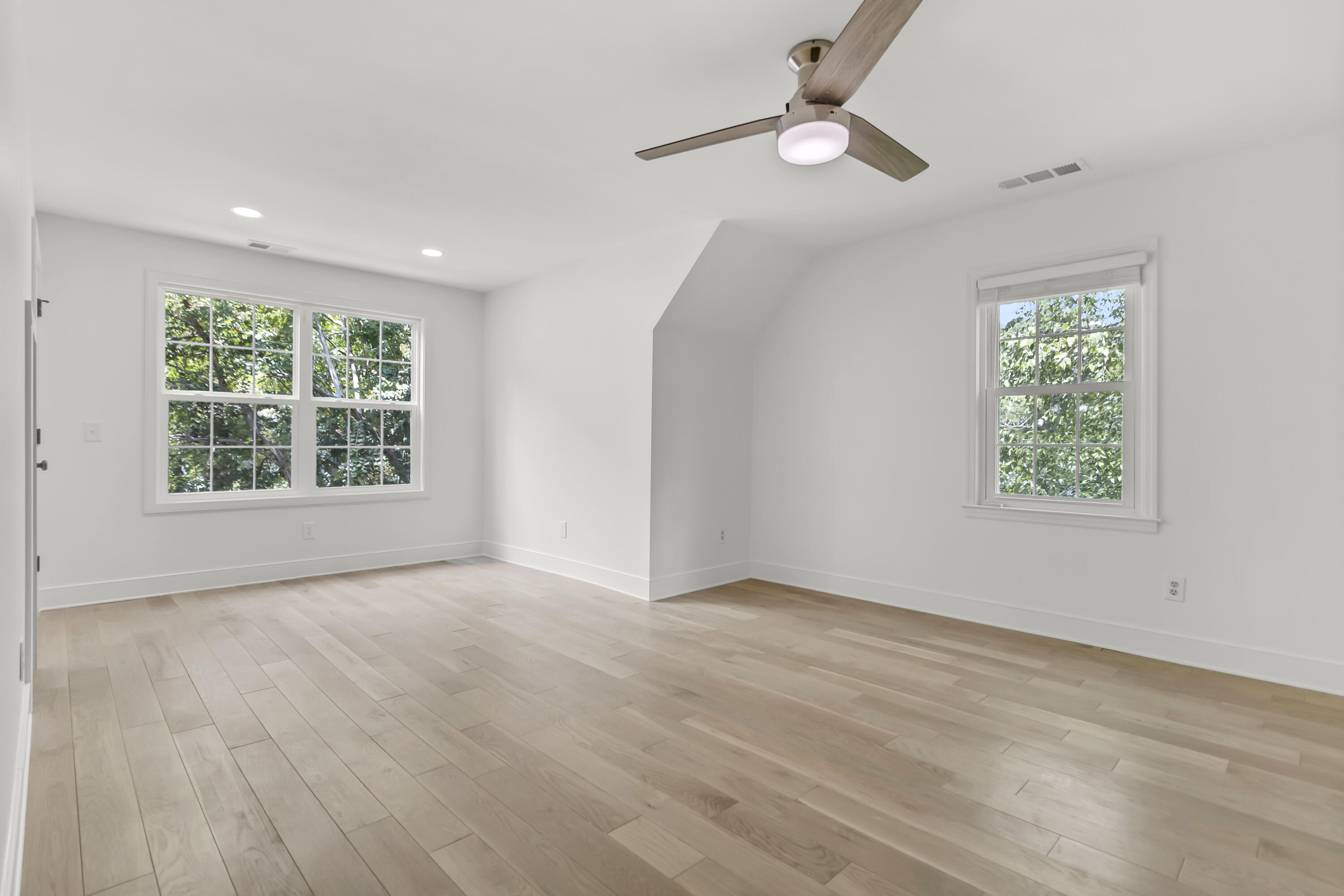 756 Milldenhall Road Mount Pleasant, SC 29464 - Photo 23 of 36 Bedroom 2