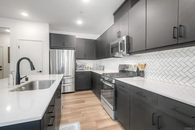 $709,000 | 35265 Blossom Place, Fallbrook, CA 92028