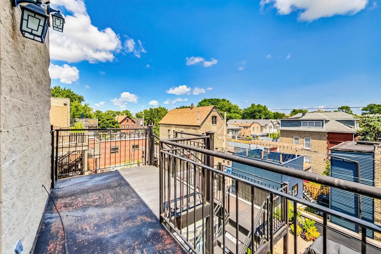 2035 North Leavitt Street, Unit 2 Chicago, IL 60647 - Photo 38 of 44 a view of a balcony