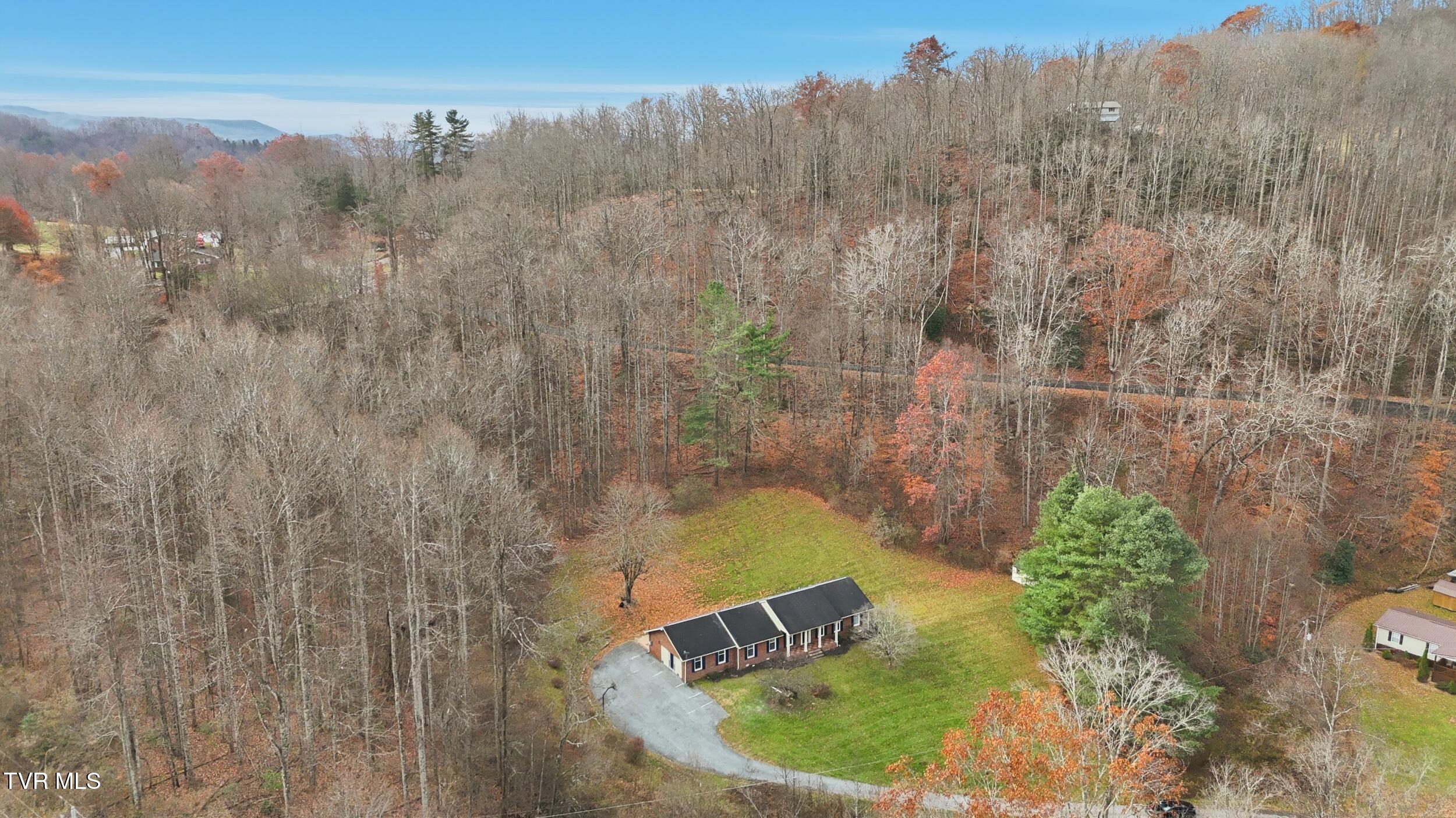 8412 Courtland Road Wise, VA 24293 - Photo 6 of 52 42_dji_20251118100228_0926_d