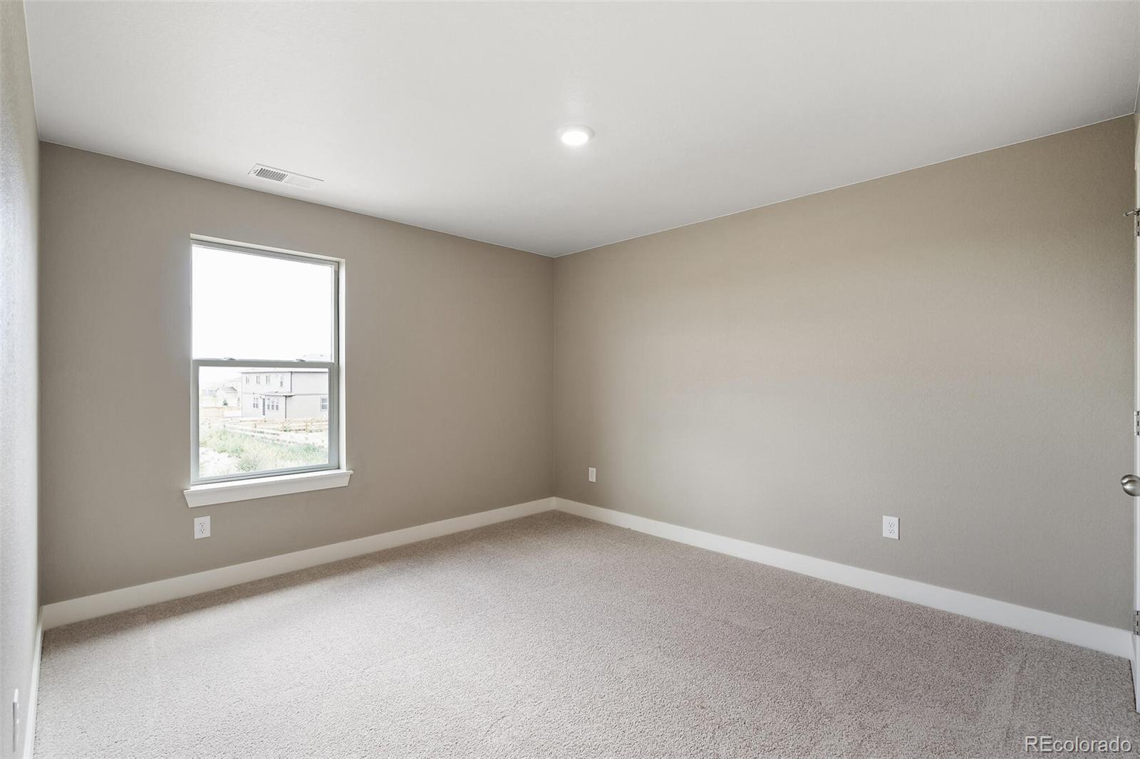 1479 Rivergate Way Berthoud, CO 80513 - Photo 27 of 38