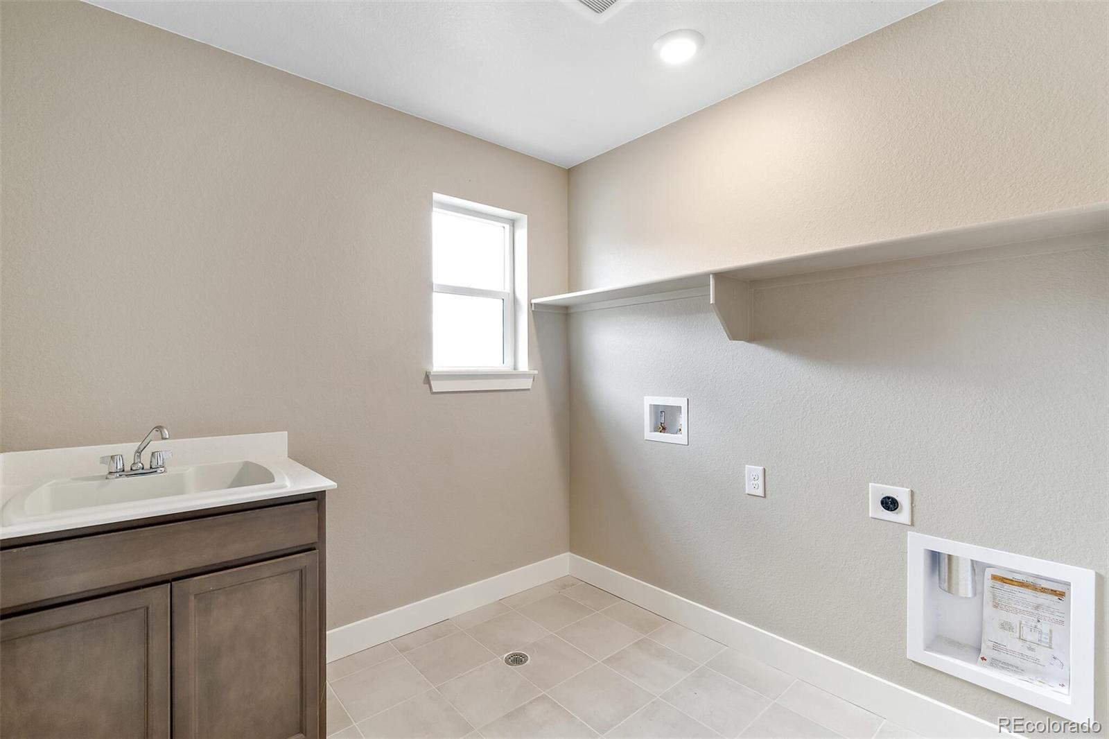 1479 Rivergate Way Berthoud, CO 80513 - Photo 31 of 38